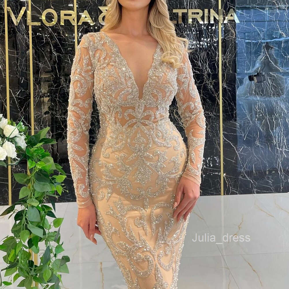 2024 New Womens Wear New Gold Plated Long Sleeve Slim Fit Sexy Long Dress Evening Dress New