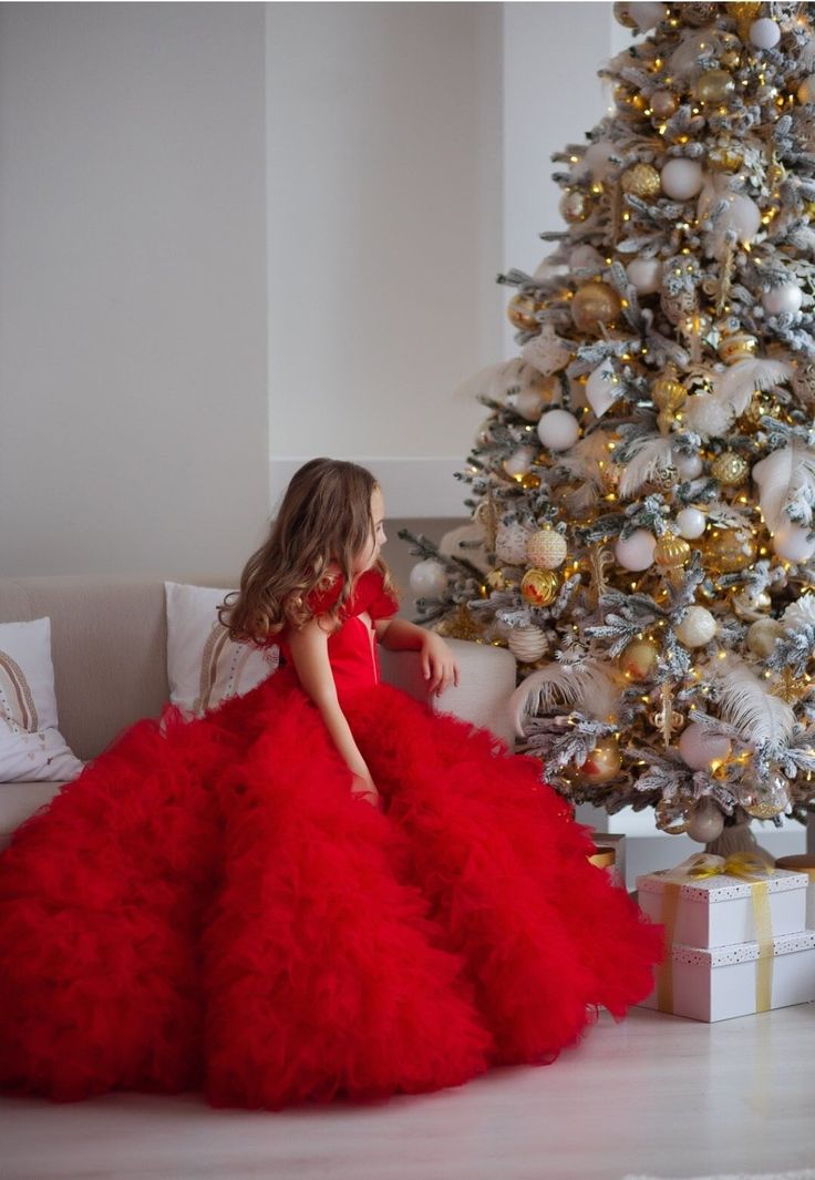 Ruffles Tutu Tulle Flower Girls Dresses Red Christmas Toddler Tiered Gown Formal Photo Shoot Princess Birthday Party Dress With Train 2024 Kids Formal