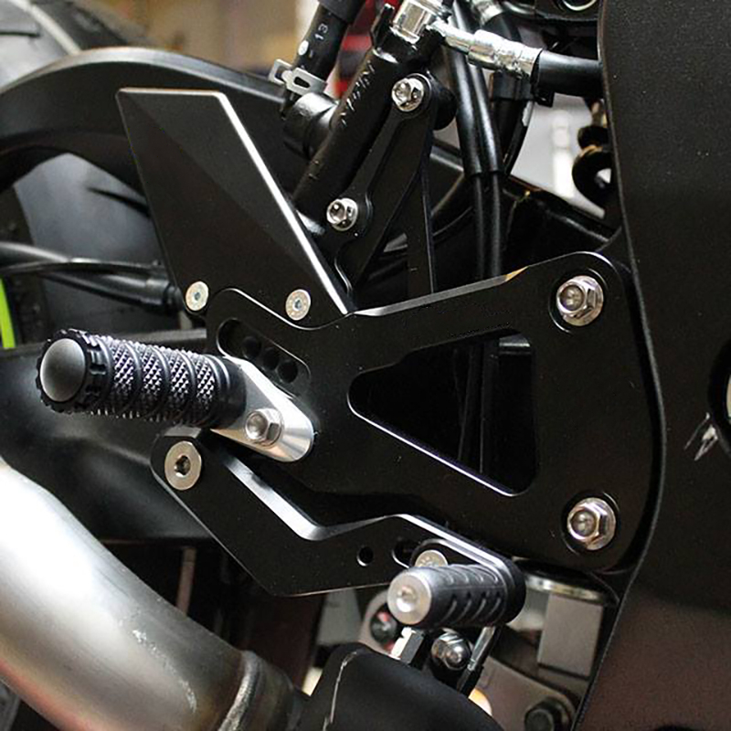 MTKRACING For SUZUKI GSX-R1000 17-22 GSXR GSX-R 1000 Rear Sets Heighten Pedal Adjustable Rearsets FootPegs Shift Lever Brake