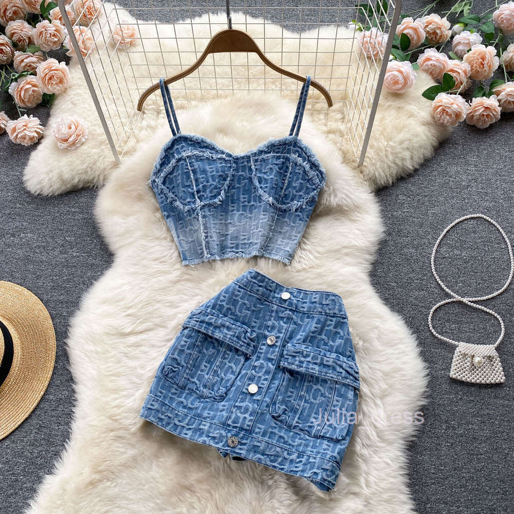Spicy Girls Short Strap Tank Top Womens Design Sense Umbilical High Waist A-line Denim Short Skirt Two Piece Set