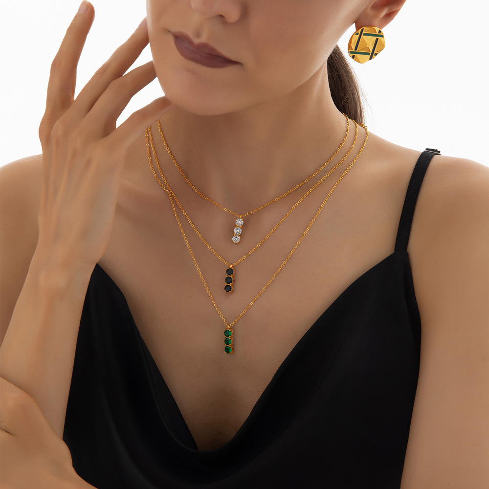 Cubic Zircon Bar Pendant Necklace 18k Gold Stainless Steel Chain Square Heart Charm Designer Jewelry Crystal Diamond Necklaces Gift for Woman Girls Fi