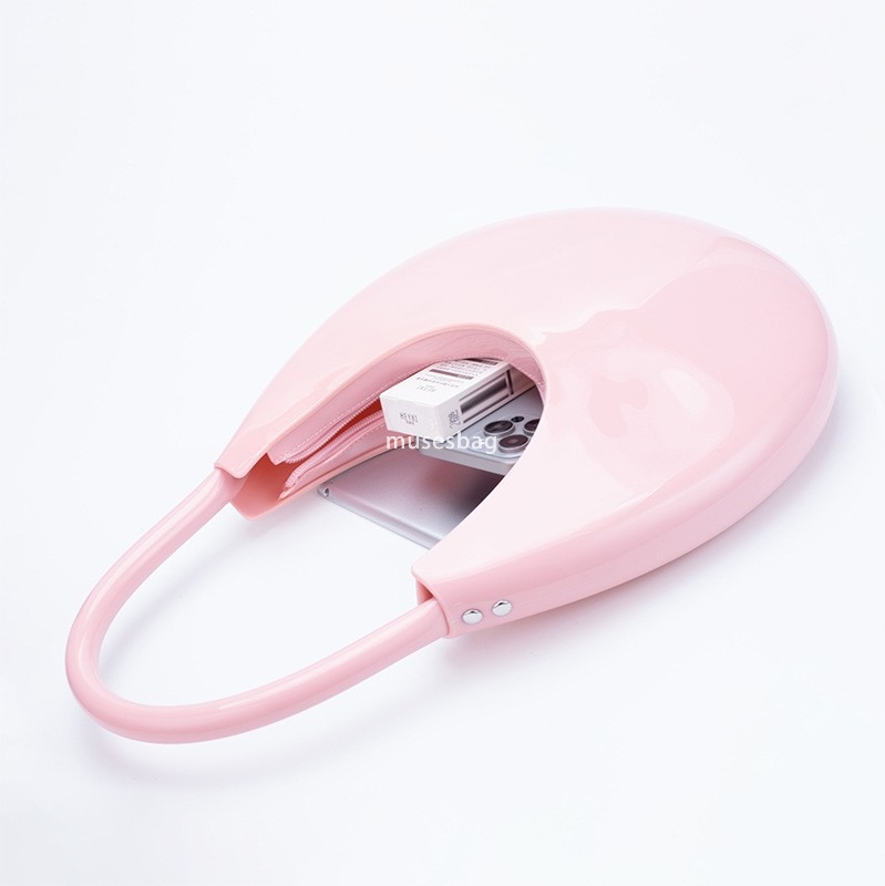 Designer's Barbie Jelly Bag Fashion Versatile Crescent Underarm Bag Beach Bag Summer Large Capacity Women's Handbag