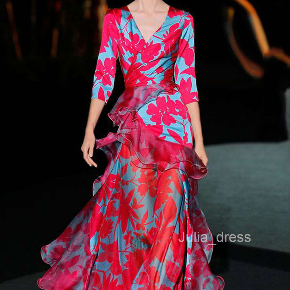 New Dress Style Womens Printed Maple Leaf Slim Fit Multi layered V-neck Long Dress