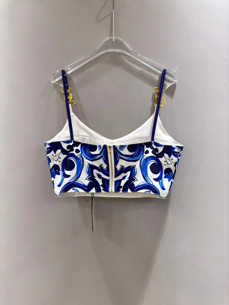 Elegant summer vacation set a1 women's short spaghetti strap top paired with blue and white porcelain skirt 2026