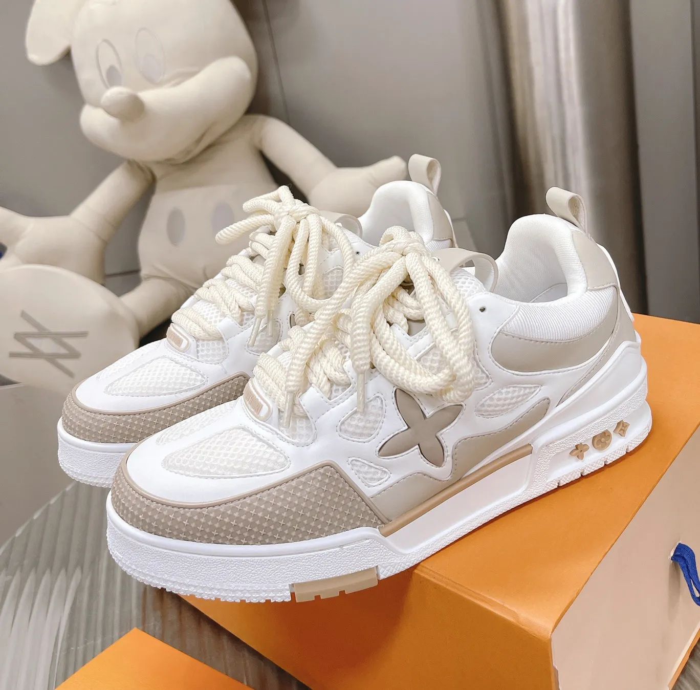se 2024 new skate Summer Breathable Classic Mens Women Casual Shoes White Lovers Trainer shoes Designer Sneakers Printing Low Cut Green fb