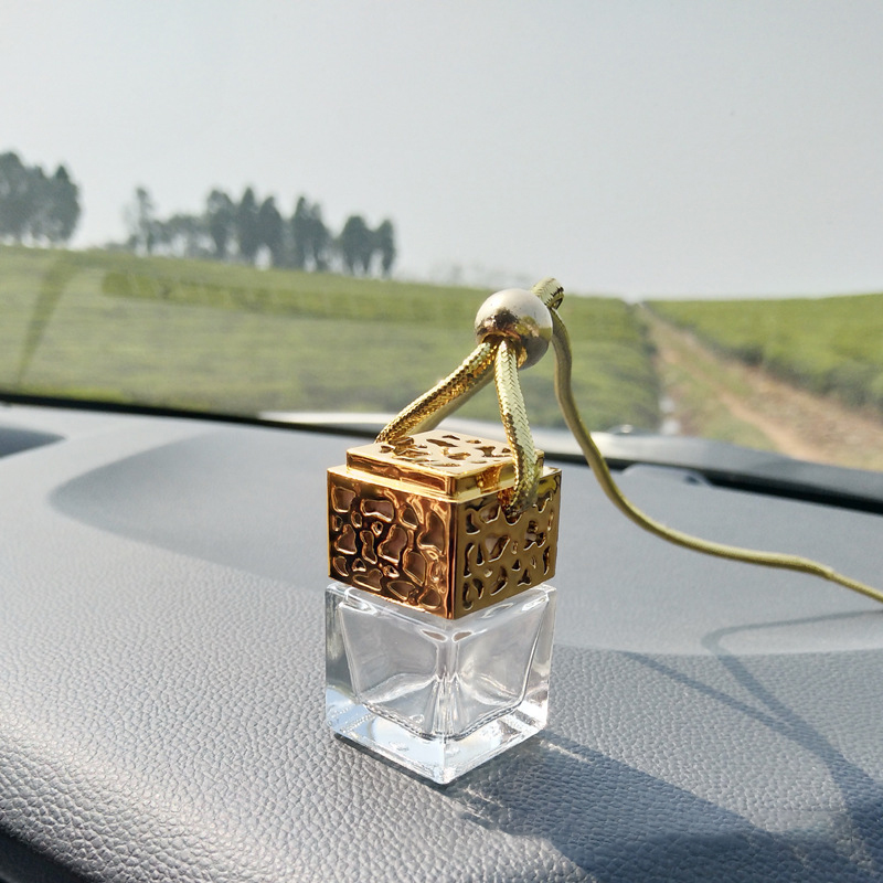 Car Perfume Hanging Square Glass 8ML Empty Diffuser Bottle - Pendant Style for Auto Fragrance Lightweight Design S25716