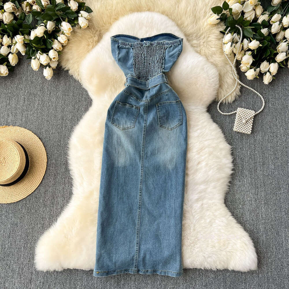 Sleeveless strapless dress for women in summer new American style pure desire spicy girl waist wrapped buttocks split denim long skirt