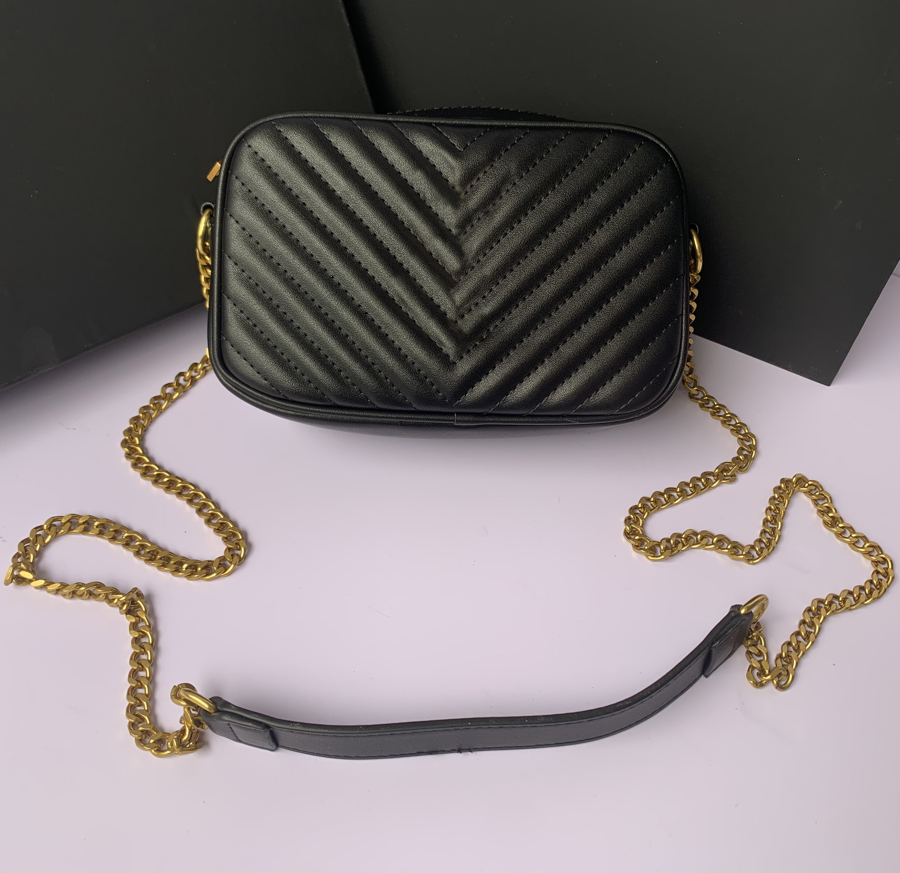 Popular Luxury Designer Flow LOU Tassel Hanger Handbag Women's Leather Shoulder Bag Tassel Messenger Wallet Designer Crossbody Bag Evening Dress Bag Camera Bag