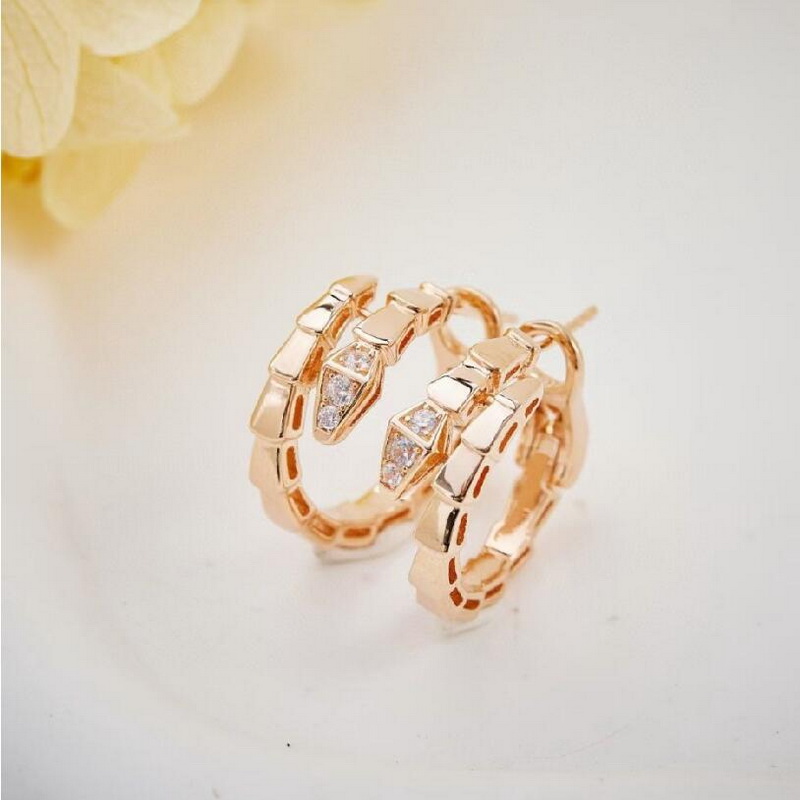Designer Collection Style Stud Earrings Women Lady 925 Sterling Silver Inlay Cubic Zircon Plated Gold Color Snake Serpent Snakelike Shape High Quality