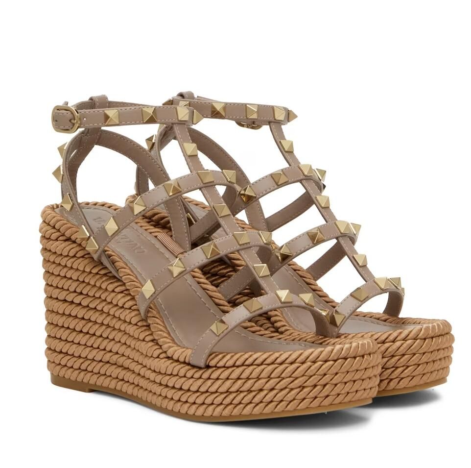 New Luxury Studs Designer Sandals Shoes Womens Calfskin Ankle Strap Wedge Espadrilles Cross-over Round Toe Party Dress Shoes Lady Comfort Black Walking Sandal Box