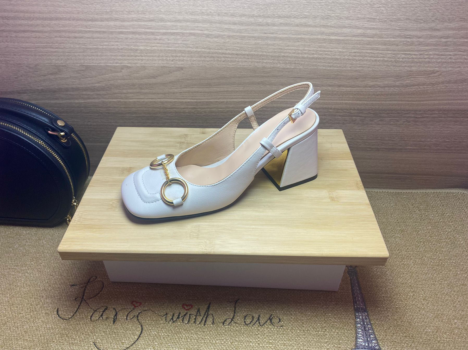 Summer Women Sandal Beach designer shoes fashion 100% leather Belt buckle Thick heel Heels lady Sandals Metal cowhide Work Womens Shoes size 35--42 Genuine leather sole