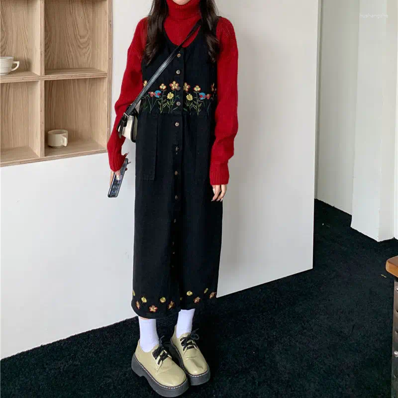 Casual Dresses Japan Style Embroidery Suspender Denim Dress Women Spring Autumn Single Breasted Pocket Mid Long Skirt Oversized Vintage