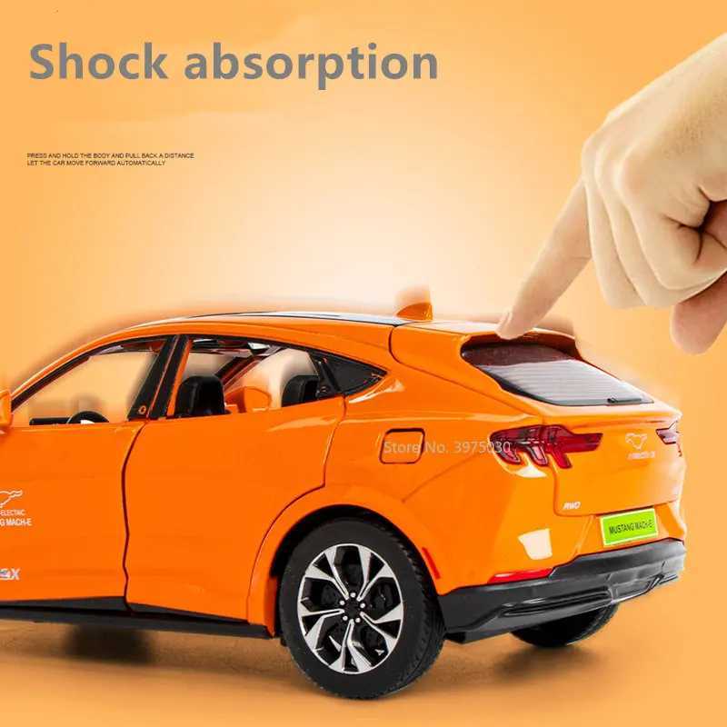 Diecast Model Cars 1/24 Ford Mustang Electric Horse Mach-E Sports Car Model Alloy Diecast New Energy Sound Light Model Vehicle Toys for Child Gifts
