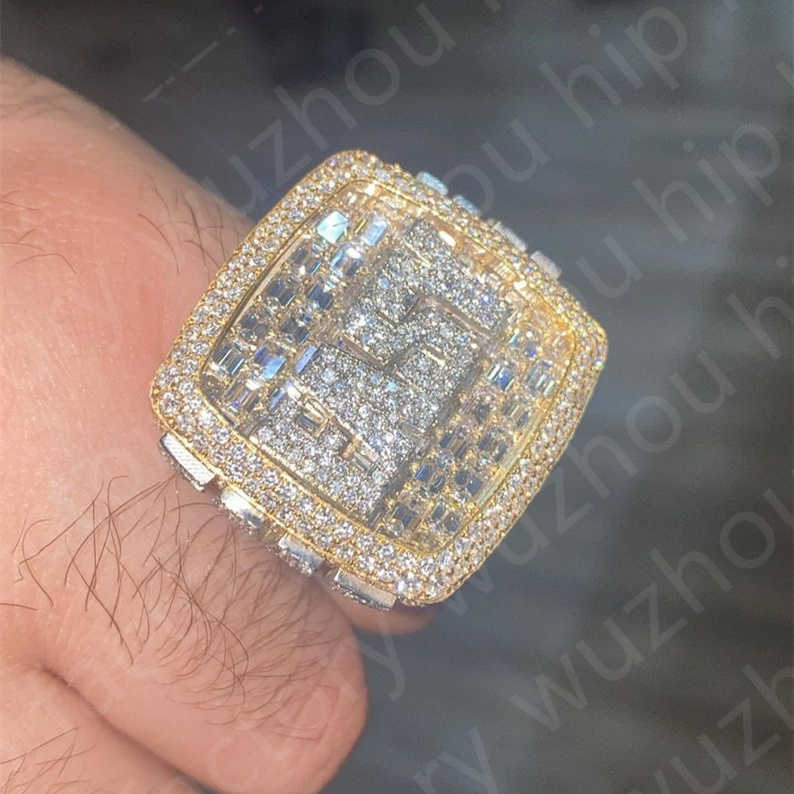 925 Sterling Silver Full Iced out Baguette Diamond Ring Custom Bustdown Hip Hop VVS1 Moissanite Diamond Ring For Men
