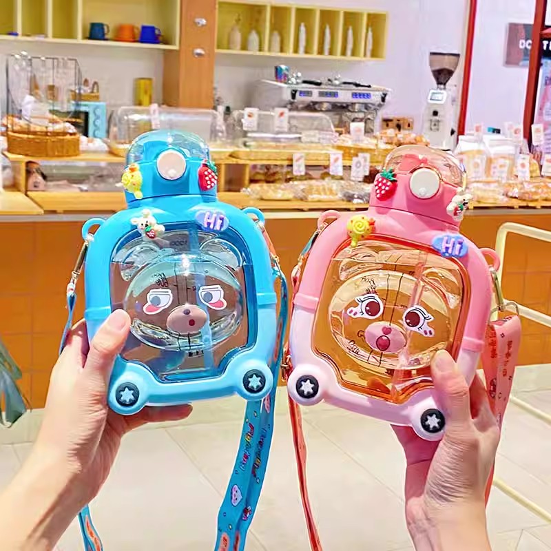 Kawaii Bear Water Bottle BPA Free For Kids 1000ml Plastic Cute Bubbule Tea Milk Portable School Drinking Bottles With Straw Gift