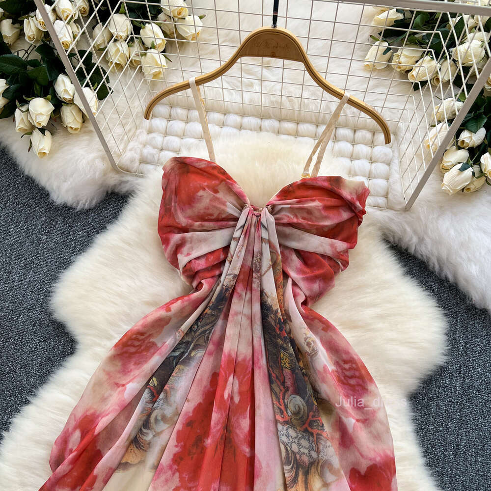 Retro French niche atmosphere vacation style strapless dress design printed slim fit long suspender dress for women