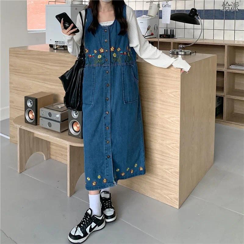 Casual Dresses Japan Style Embroidery Suspender Denim Dress Women Spring Autumn Single Breasted Pocket Mid Long Skirt Oversized Vintage