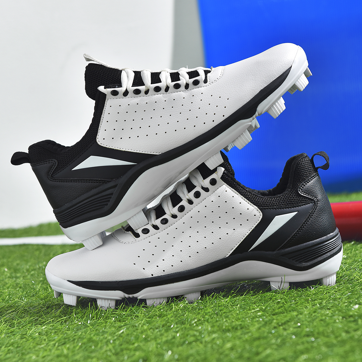 Men Baseball Shoes Long Spikes Training Softball Shoes Non-slip Cleats And Turf Softball Sneakers Beginners Baseball Sport Shoes