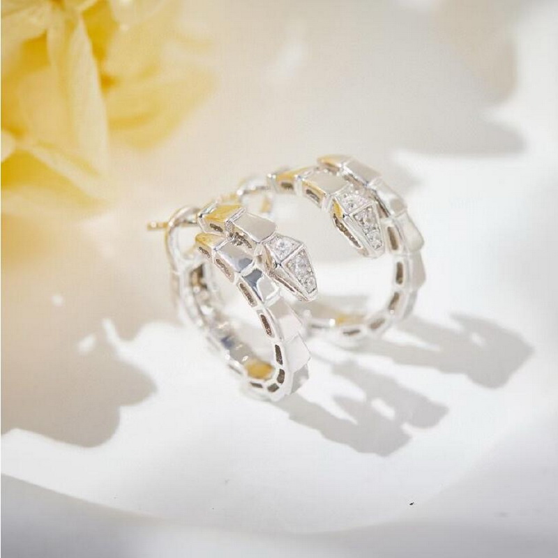 Designer Collection Style Stud Earrings Women Lady 925 Sterling Silver Inlay Cubic Zircon Plated Gold Color Snake Serpent Snakelike Shape High Quality