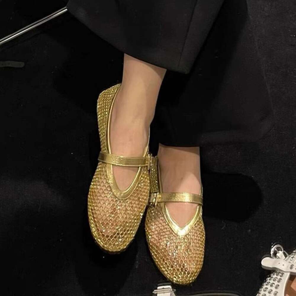 Round headed niche fish mesh hollowed out ballet for women's 2024 summer new fashionable and simple flat bottomed belt buckle single shoes