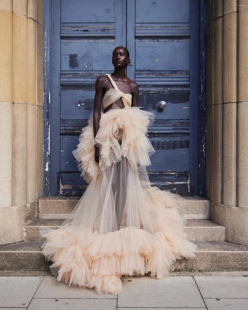 Casual Dresses Sexy See Thru Beige Tulle Long Women Robe Ruffles Tiered Bridal One Shoulder Maxi To Party