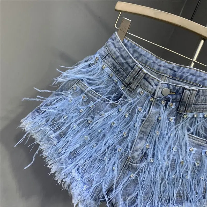 Summer Fashion Denim Shorts Women Personalized Tassel Diamond Wash Light Blue Short Jeans Sexy Feather Pants 240529