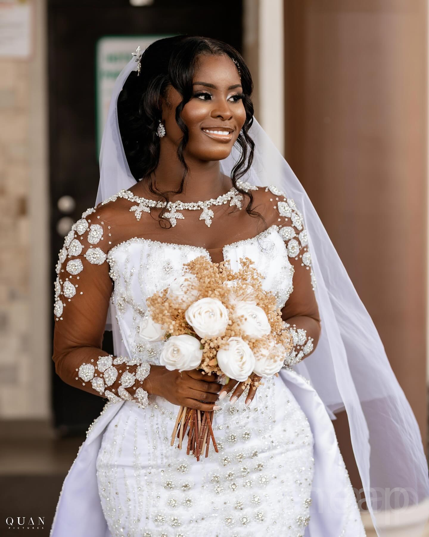 2024 Arabic Aso Ebi Plus Size Urious White Mermaid Wedding Dress Lace Beaded Crystals Bridal Gowns Dresses Zj0355 0107