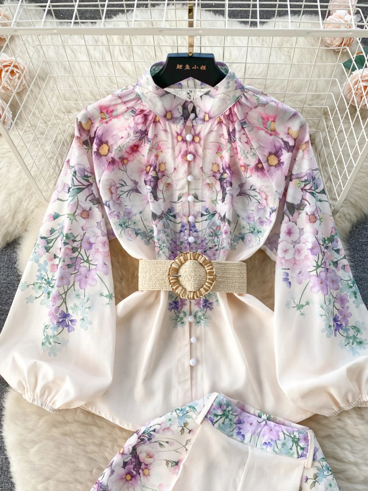 Retro Royal Flower Printed Womens Two Piece Set with Puff Sleeves Ultra Thin Womens ShirtHigh Waist Wide Leg Shorts 2024 Summer Wear 240524bj