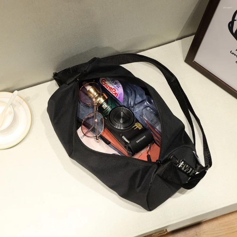 Large 600D Nylon Gym Duffle Bag, Ultralight Travel Tote With Adjustable Strap For Sports Fiess New Free Delivery Designer Bag