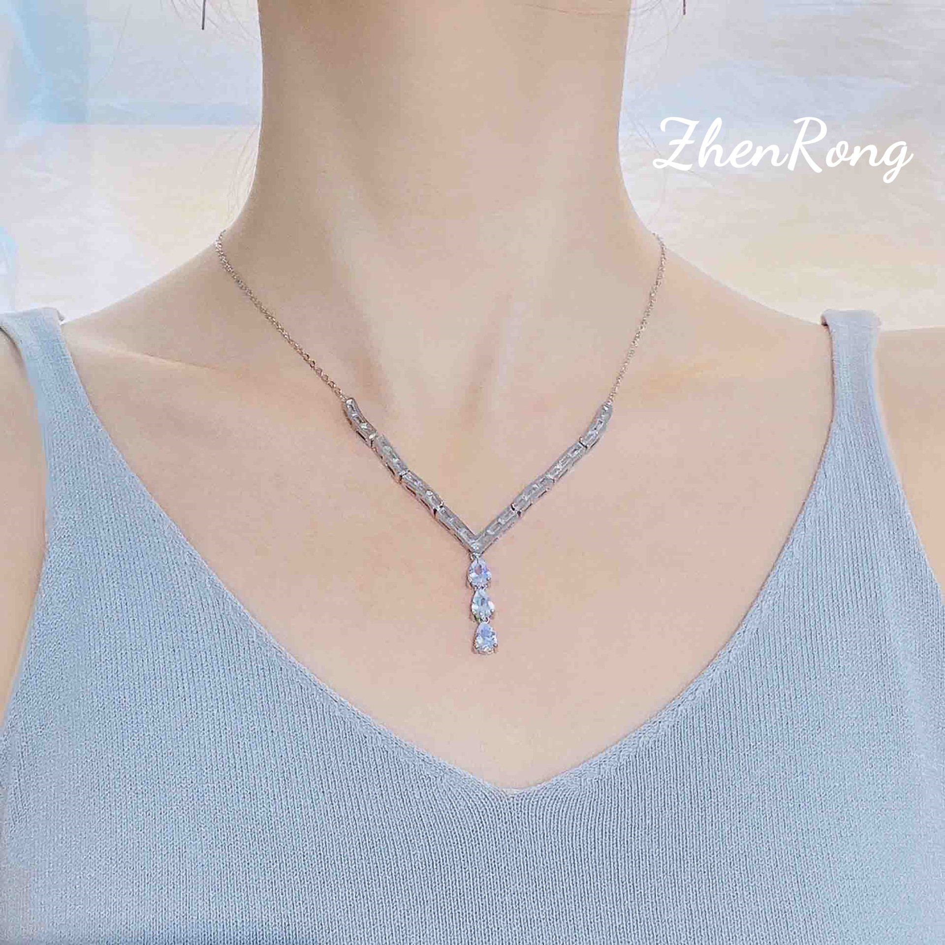 Dia Tears Pendant: 2024 Stunning Water Drop Moissanite Jewelry