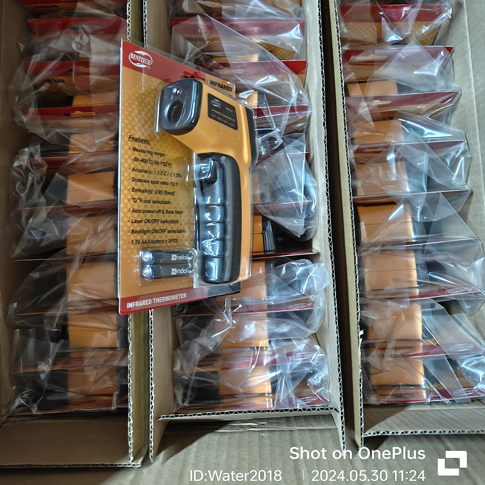 Non Contact Digital Laser Infrared Thermometer Temperature Instruments -50-400°C Temperature Pyrometer IR Laser Point Gun Tester GM320