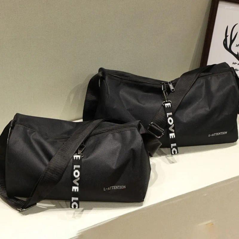 Large 600D Nylon Gym Duffle Bag, Ultralight Travel Tote With Adjustable Strap For Sports Fiess New Free Delivery Designer Bag