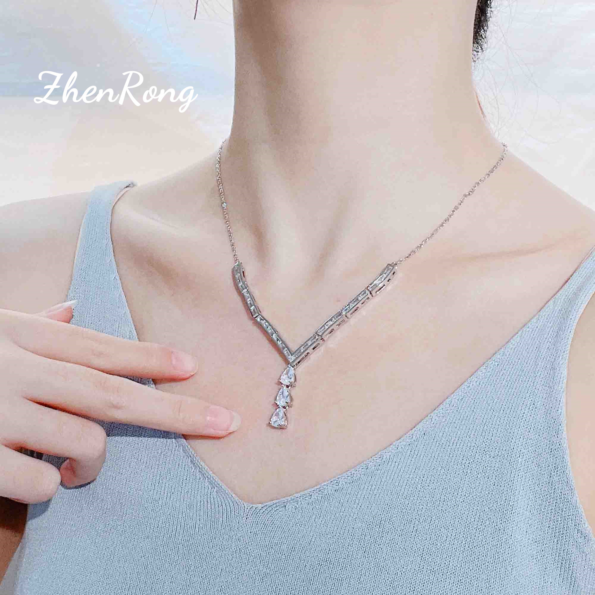 Dia Tears Pendant: 2024 Stunning Water Drop Moissanite Jewelry