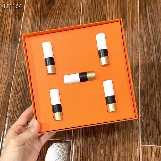 Famous brand lipstick 5 color 21/33/75/68/85 1.5g fashion gift set box travel portable pack fast delivery