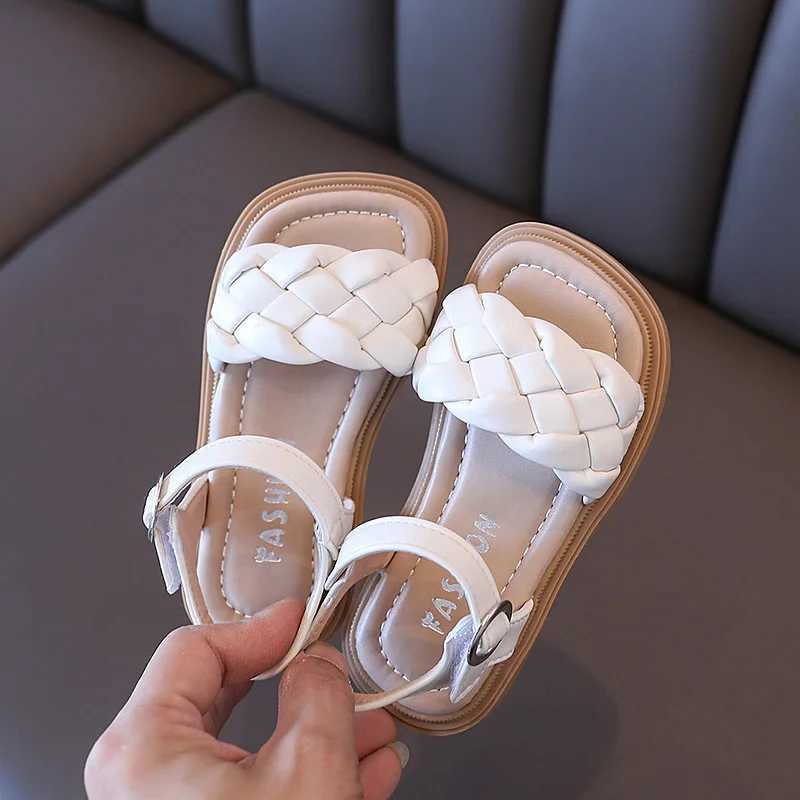 Sandals Sandals Kids Summer Toddler Flats Little Girls Fashion Beach Sandals Princess Dress Party Weave Soft Sole Baby Toddler Shoes WX5.28