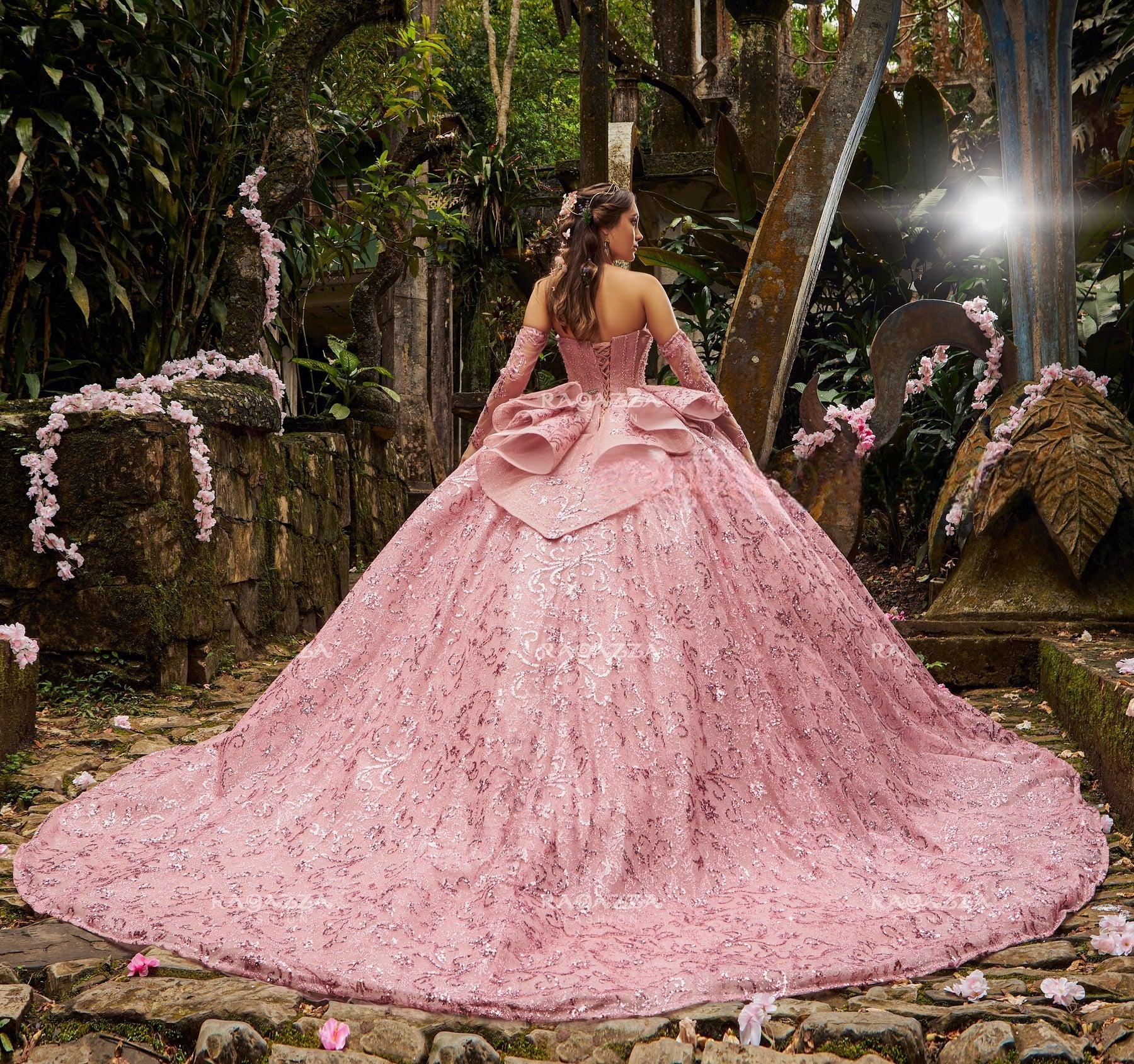 Pink Mexican Quinceanera Dresses Ball Gown Sweetheart Sparkly Lace Beaded Puffy Charro Sweet 16 Dresses 15 Anos