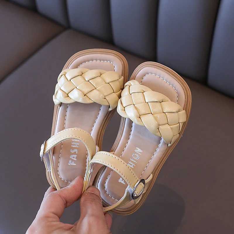 Sandals Sandals Kids Summer Toddler Flats Little Girls Fashion Beach Sandals Princess Dress Party Weave Soft Sole Baby Toddler Shoes WX5.28