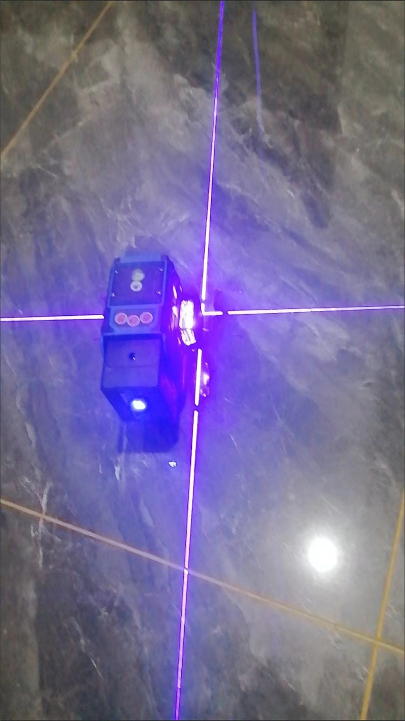 Laser Level 8/12/16 Lines Purple Line Self-Leveling 360 Horizontal And Vertical Cross Super Powerful Purple Beam Laser Level