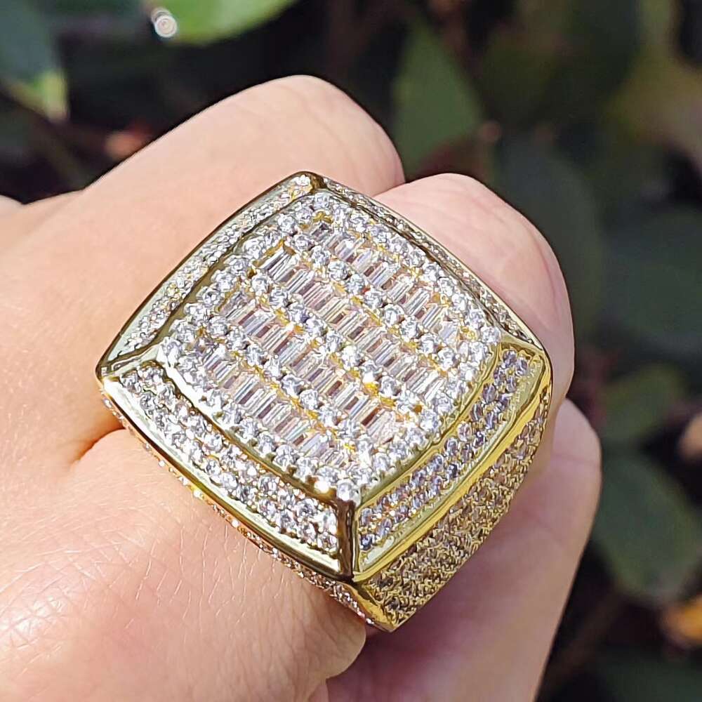 2024 Iced Out Jewelry Vvs Moissanite Men Hip Hop Real Gold Hiphop Gemstone Rings Zf Round m Champion Ring