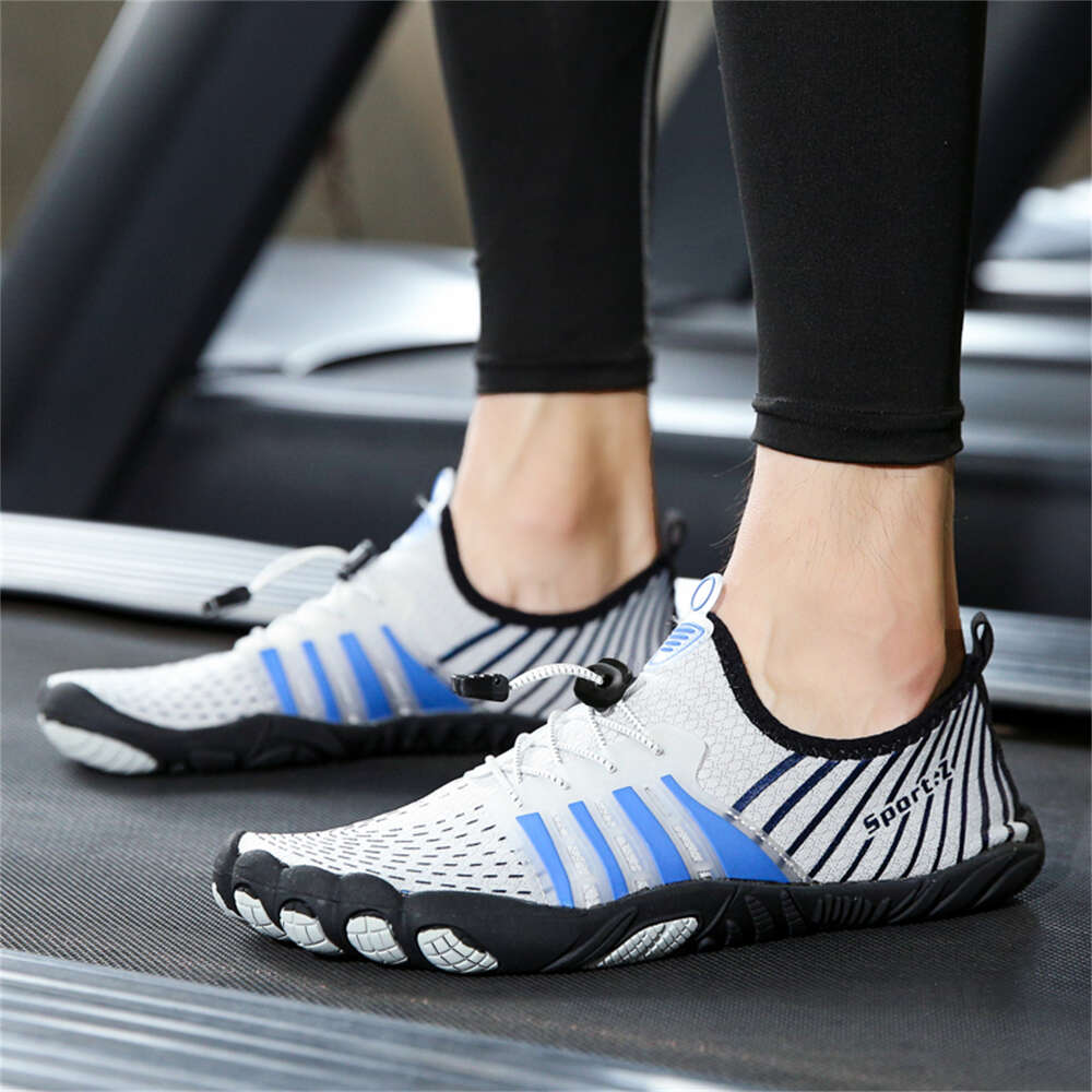 2024 Water Breathable Lightweight Aqua Shoes For Men Quick-Drying Summer Beach Sneakers Gym Male Footwear Non-Slip ddmythur