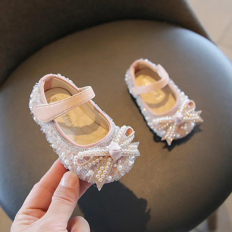 First Walker Baby Shoes Girl Bowknot Single Pearl Birthday Present Princess Little Kids Wedding 240530