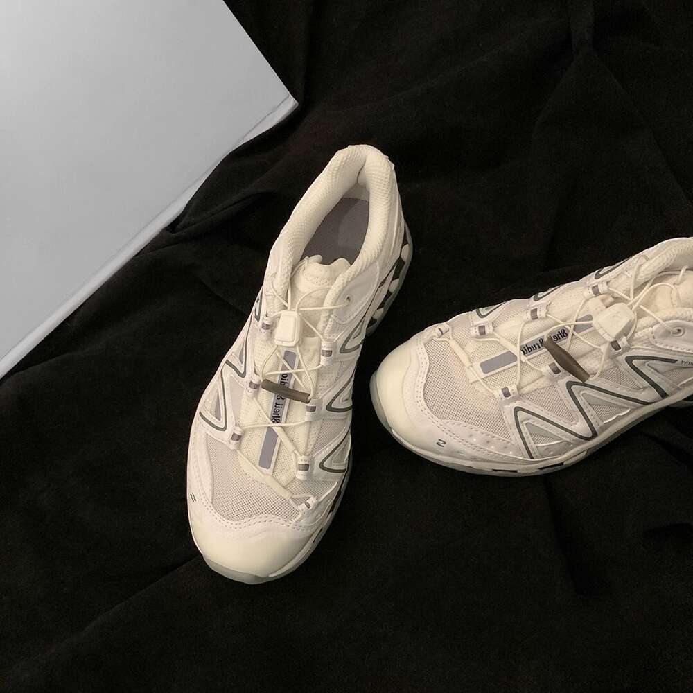 ddmynov Thick soled casual sports for women in spring 2023, new versatile round toe color blocking dad shoes, mesh breathable running shoes