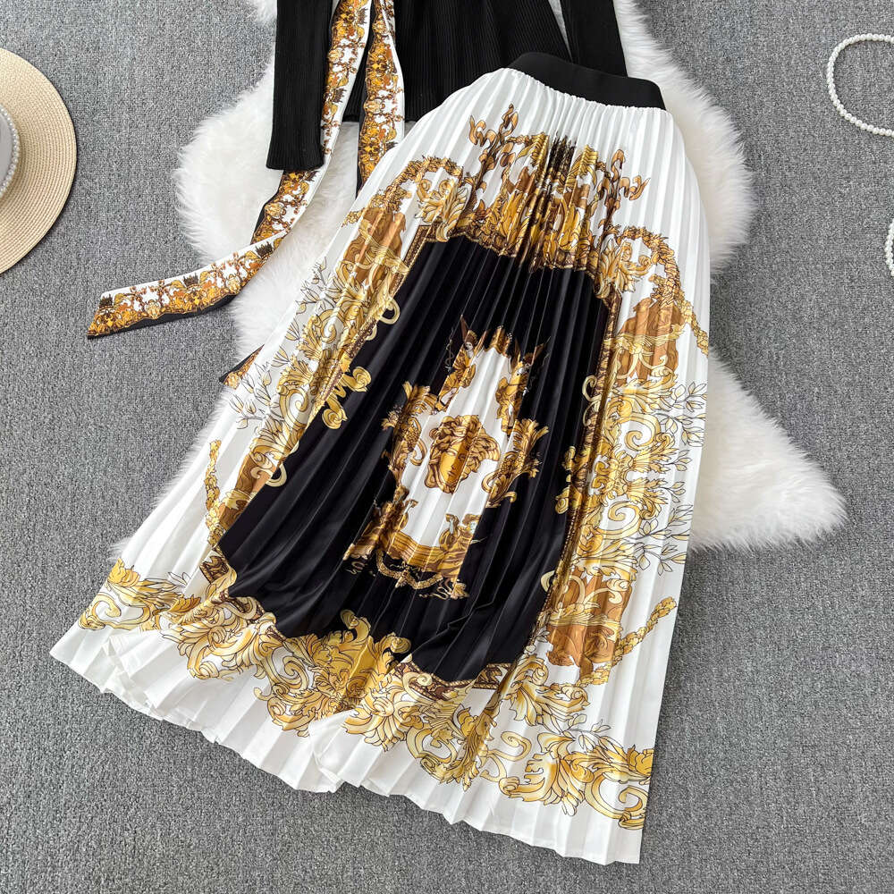 Fashion suit women stand collar slim knit top two-piece high waist baroque printed pleated skirt