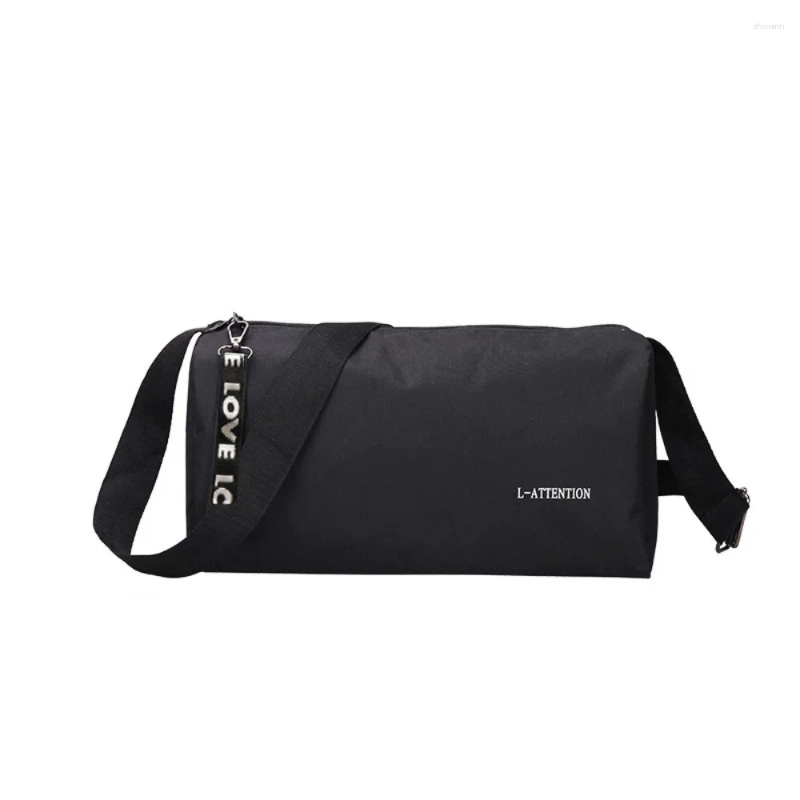 Large 600D Nylon Gym Duffle Bag, Ultralight Travel Tote With Adjustable Strap For Sports Fiess New Free Delivery Designer Bag