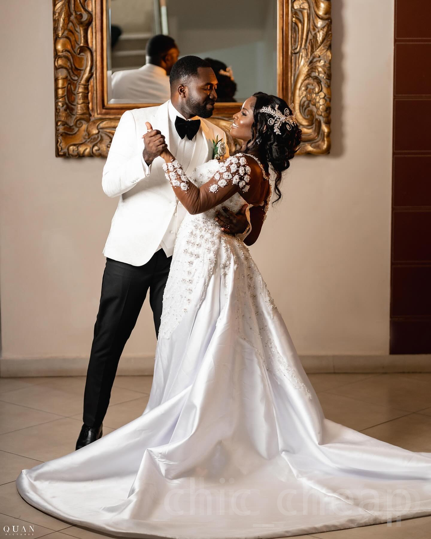 2024 Arabic Aso Ebi Plus Size Urious White Mermaid Wedding Dress Lace Beaded Crystals Bridal Gowns Dresses Zj0355 0107