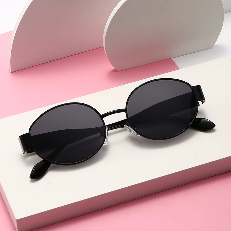 Oval Sunglasses Womens Metal Network Red Street Po Retro Lisa Same Style 240530