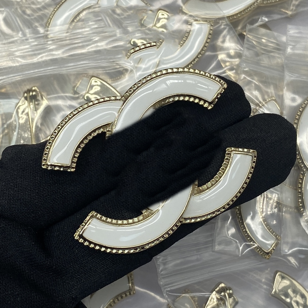 Designer Gold Brooch Brand C-Letter Pins Brooches Women C Luxury Logo Elegant Wedding Party Jewerlry Accessories Cclies Gifts 123