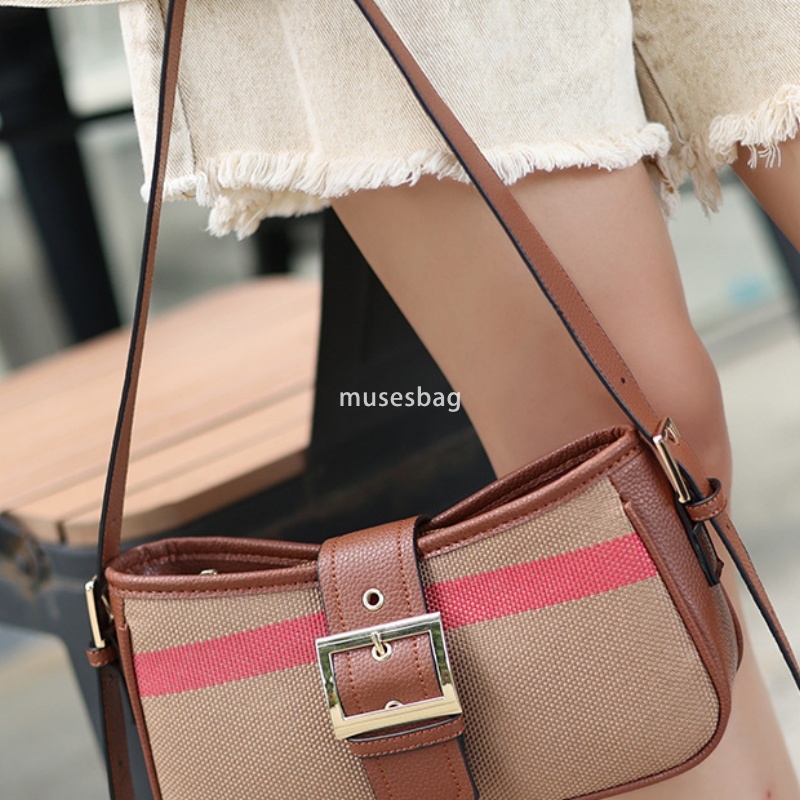 New Women Bag Fashionable and Minimalist Contrast Color Shoulder Bag Handbag European and American Retro Square Button Stick Bag Underarm Bag