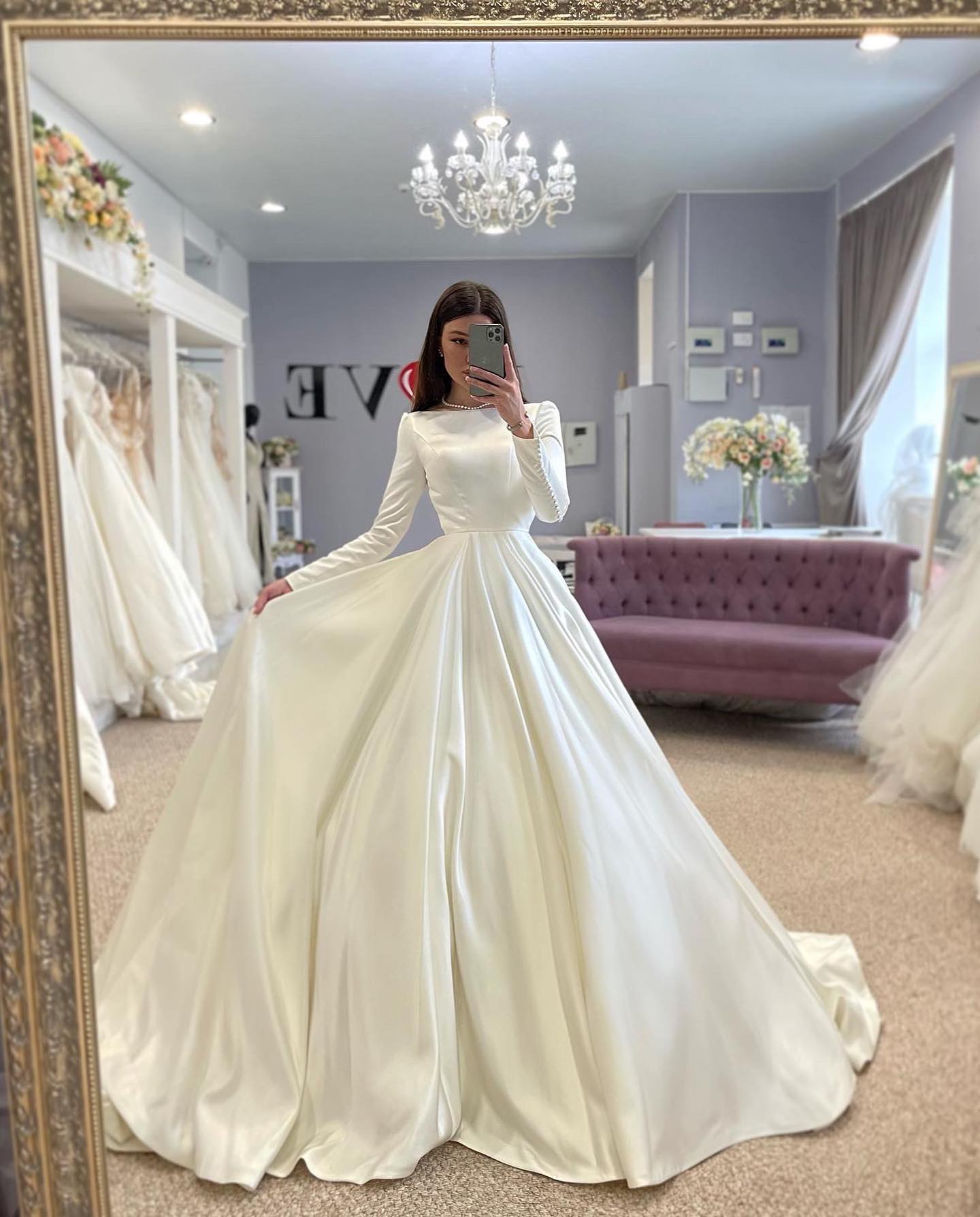 Boho A e Dress long sleeves bateau neck satin country Wedding Dresses backless vestidos de novia sweep train bridal gowns