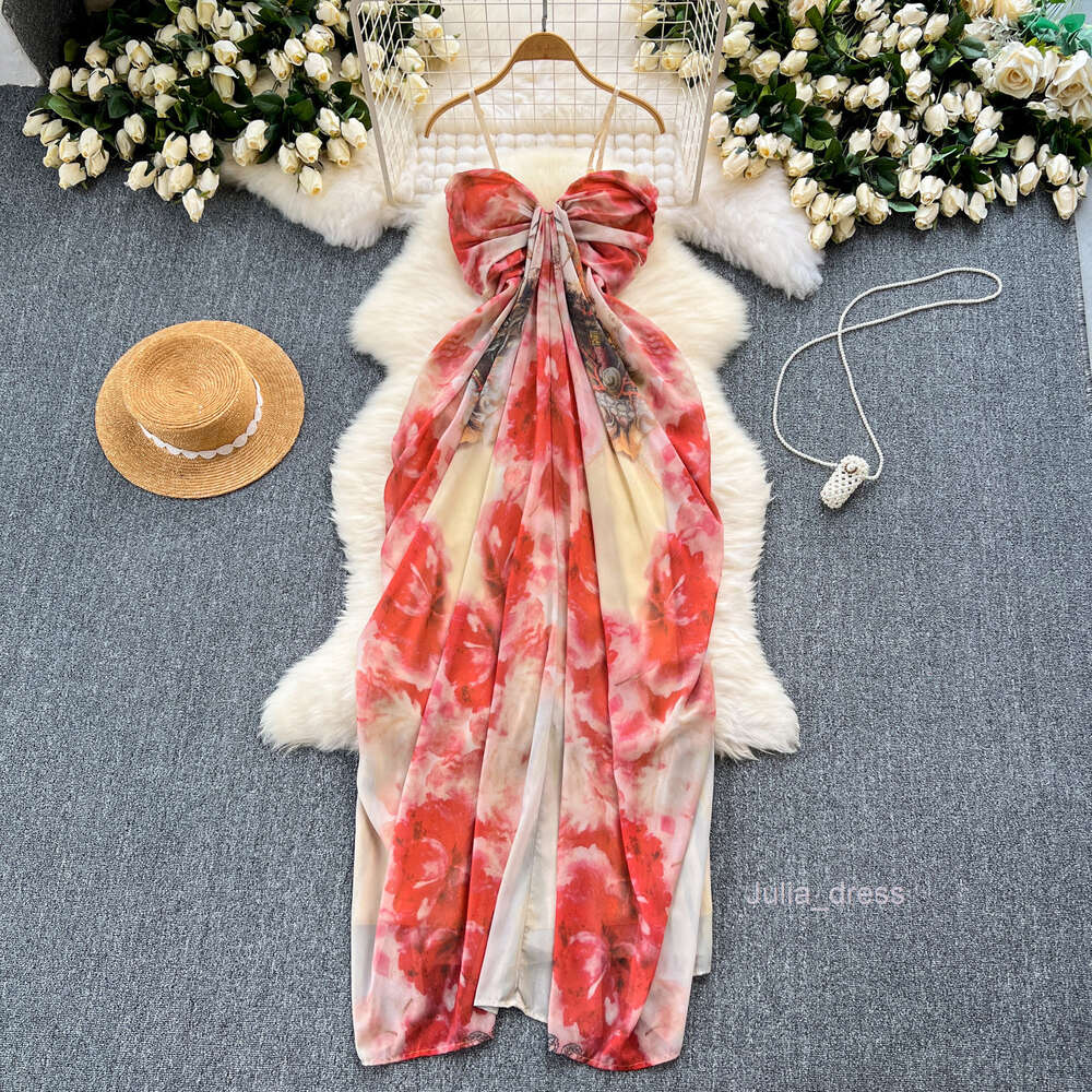 Retro French niche atmosphere vacation style strapless dress design printed slim fit long suspender dress for women